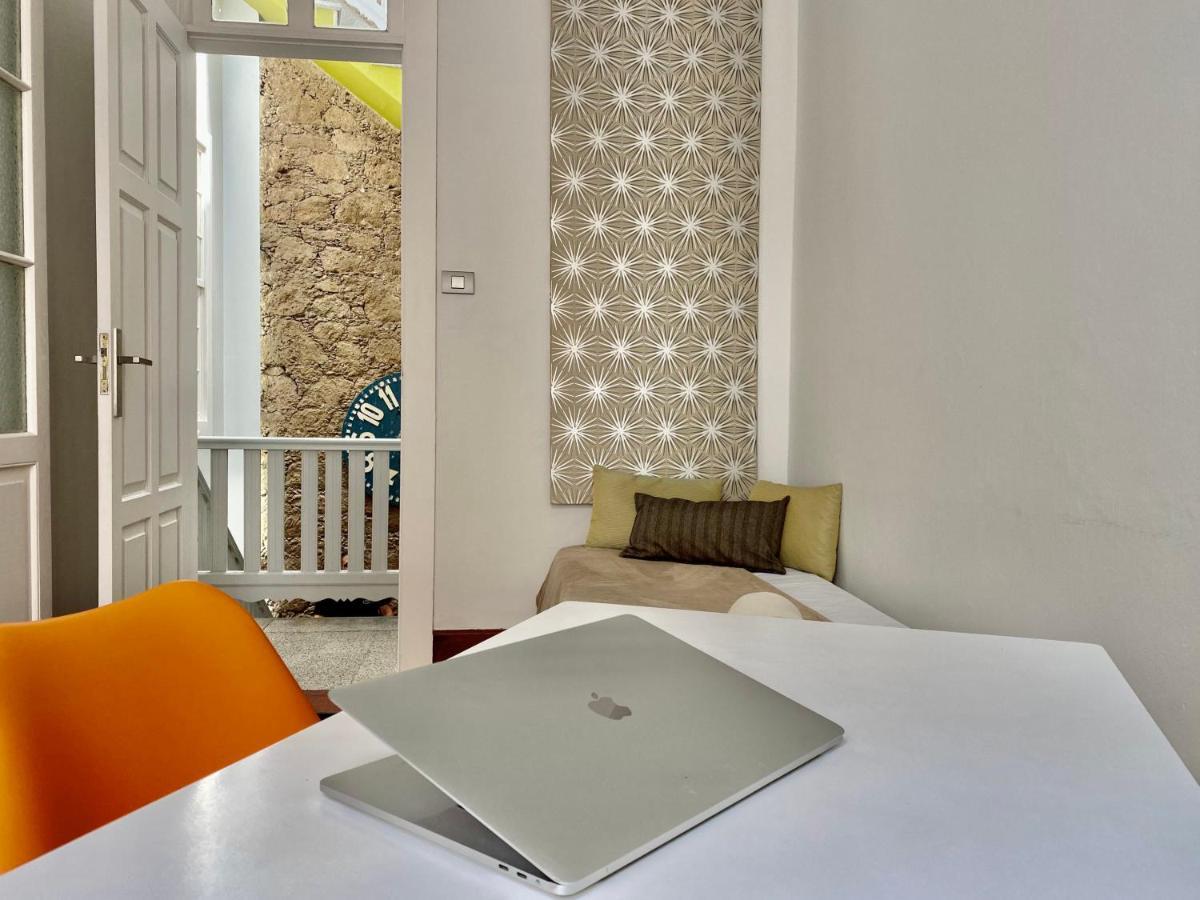 Traditional Townhouse With Private Rooftop Terrace Las Palmas de Gran Canaria Exteriör bild